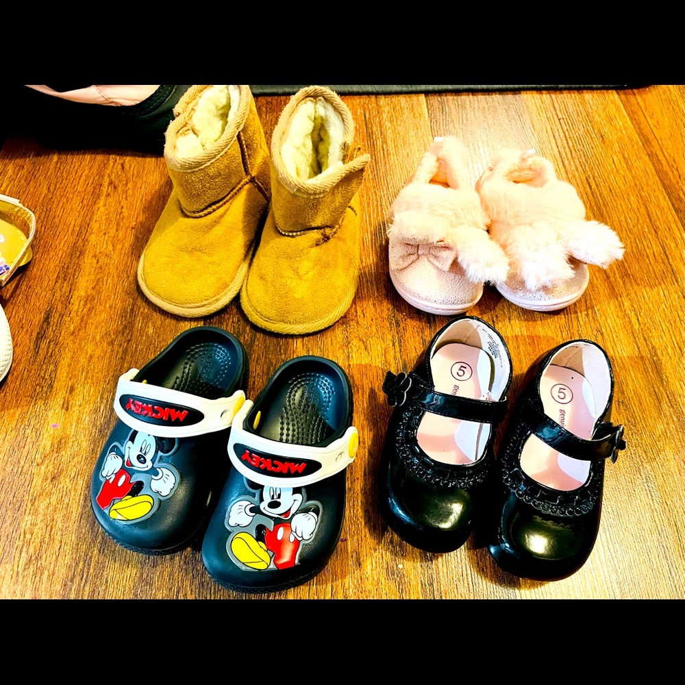 New- 4 pairs baby girl name brand shoes size5